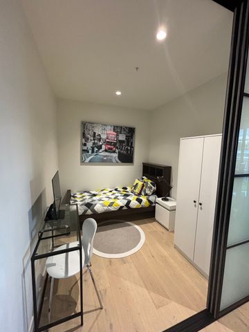 South Melbourne - Photo 4