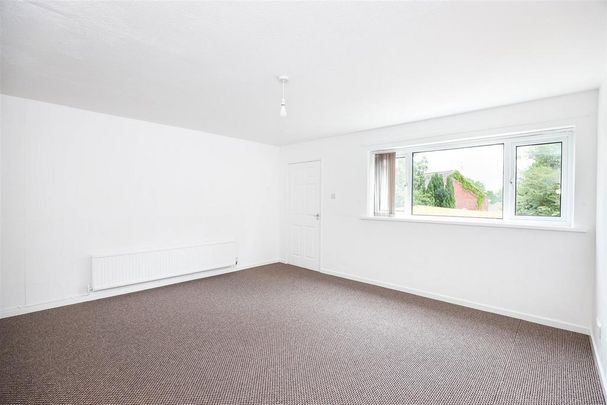 3 bedroom end of terrace house to rent - Photo 1