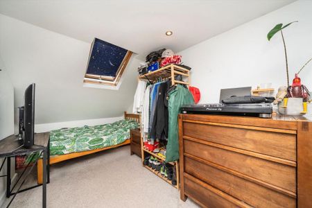 2 bedroom flat to rent - Photo 4