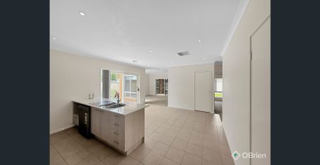 Spacious Family Home in a Convenient Location - Photo 5