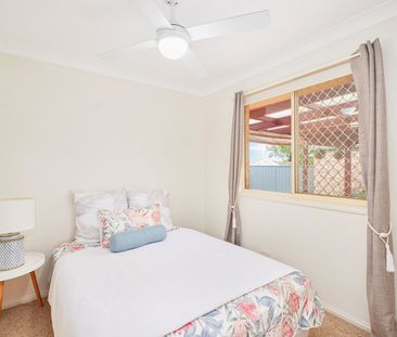 Cute & Cozy Home in Greenmeadows - Photo 4