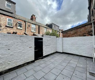 3 bedroom terraced house to rent - Photo 5