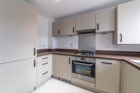 2 bedroom semi-detached house to rent - Photo 4