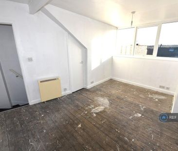 2 bedroom end of terrace house to rent - Photo 1