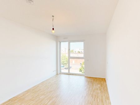 Viel Platz zum Entfalten! 4-Zimmer-Wohnung mit Balkon und EBK - Photo 2