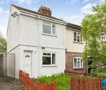 2 bedroom semi-detached house to rent - Photo 6