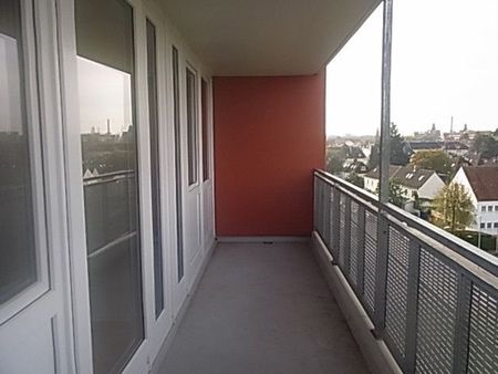 Renovierte 2-Zimmer-Wohnung mit 56,43m² sofort verfügbar - Photo 2