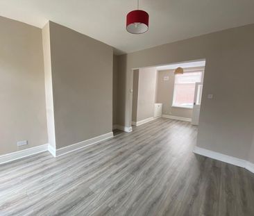 2 Bed Terraced House, Ebberstone Street, M14 - Photo 3