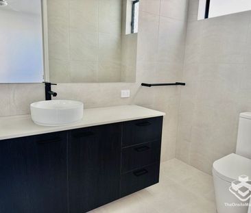 Brand new house for rent - Photo 1