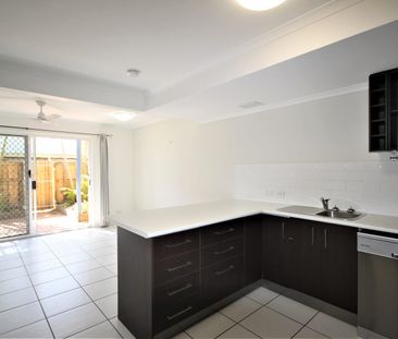 Two Bedroom Townhouse in Maroochydore! - Photo 3