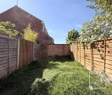 1 bedroom terraced house to rent - Photo 3