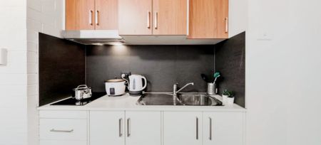 Superior Single Studio I - Photo 4