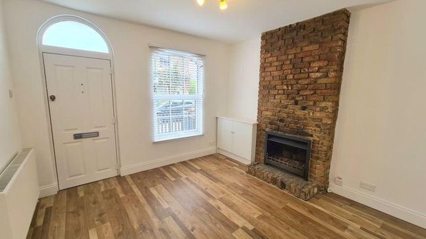 2 bedroom detached house to rent - Photo 1