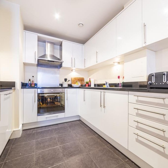 1 bedroom apartment to rent - Photo 1