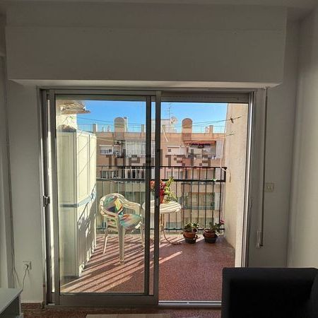 Alquiler de estudio en Calle la Loma, 107 - Photo 1