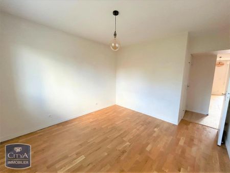 Appartement à louer 4 pièces 91m² - Photo 2