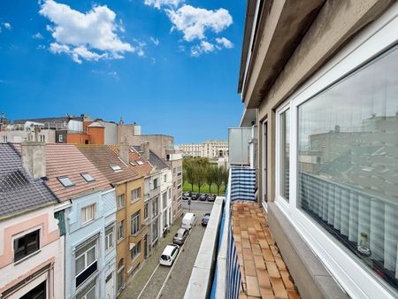 Ruim appartement met terras - Photo 5
