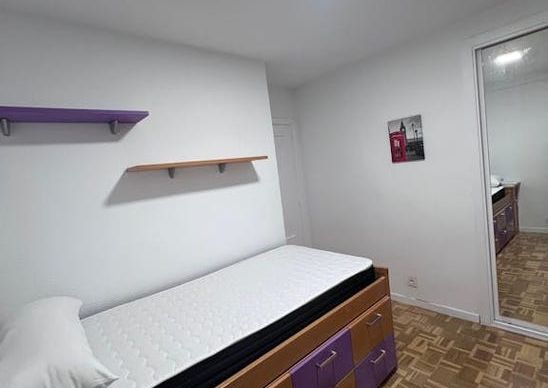 Calle de Ramón Gómez de la Serna, Madrid, Community of Madrid 28035