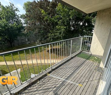 Location Appartement 5 pièces 77m² RENNES 35000 - Photo 6