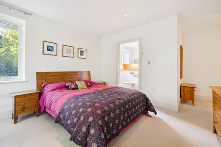 3 bedroom apartment to rent - Photo 4