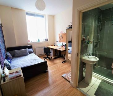 Silver Ensuite - Photo 6