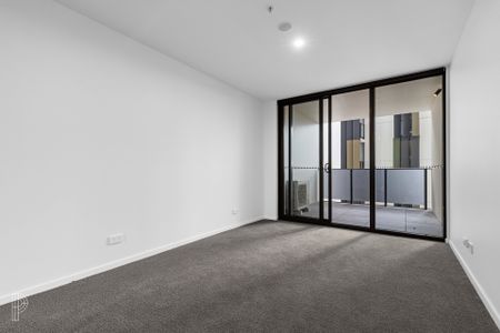 1-Bedroom apartment with rooftop pool and stunning views in Gungahlin - Photo 5