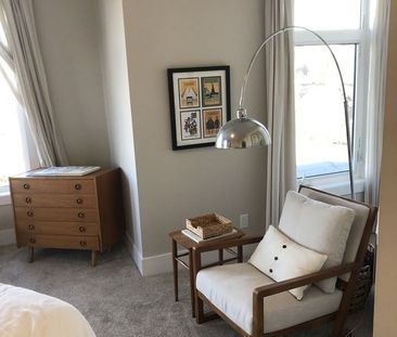 1702 17 Avenue Southwest town house — Calgary, AB (2-Bedroom) - 2 Bedroom - Photo 3