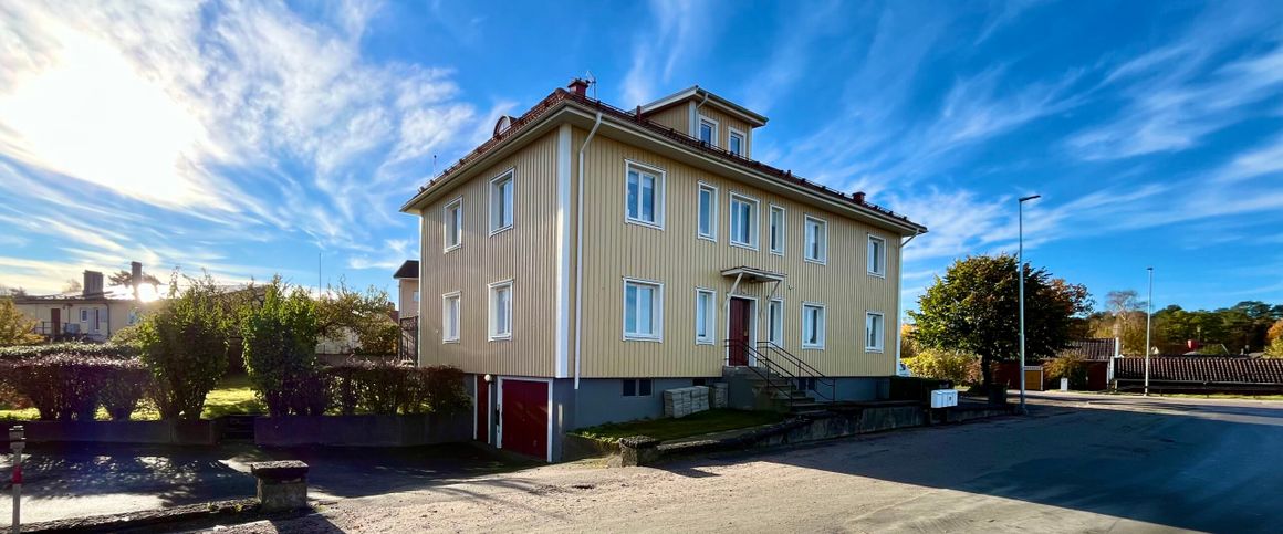 1:a Stenåsgatan 2, Skara - Photo 1