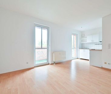 Charmante 2-Raum-Wohnung in Schloßchemnitz – barrierefrei, renovier... - Foto 1