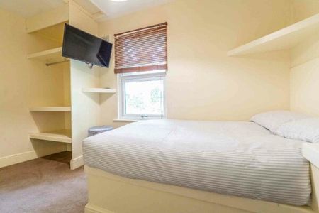 16 Claremont Terrace - Photo 3