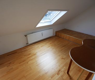 Helle 4-Zimmer Dachgeschosswohnung in guter Lage von Aachen-Brand! - Photo 5