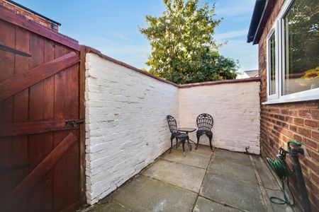 Heaton Street, Standish, WN6 - Photo 4
