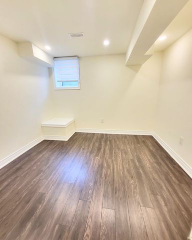 For Lease - 923 Penson Crescent Unit# BSMT, Milton, Ontario - Photo 4