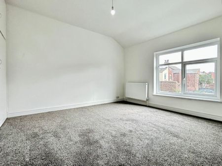 2 bedroom House To Let - Photo 3