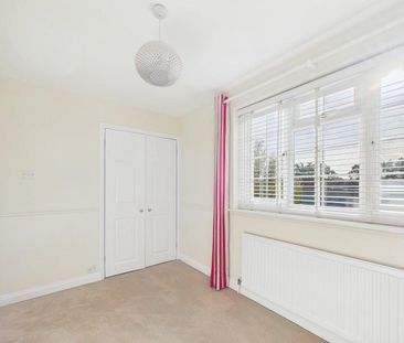 4 bedroom detached house to rent - Photo 5
