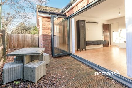 3 bedroom bungalow to rent - Photo 4