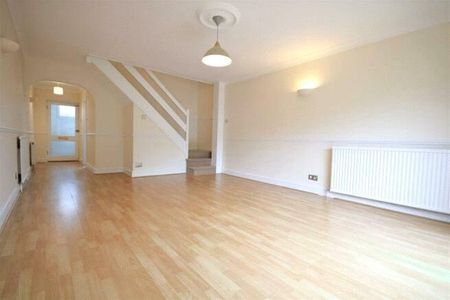 3 bedroom terraced house to rent - Photo 5