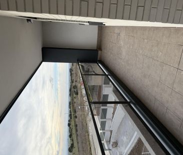 Piso de alquiler en Calle Coronel Aureliano Buendía, 15, Ruta de la... - Photo 2