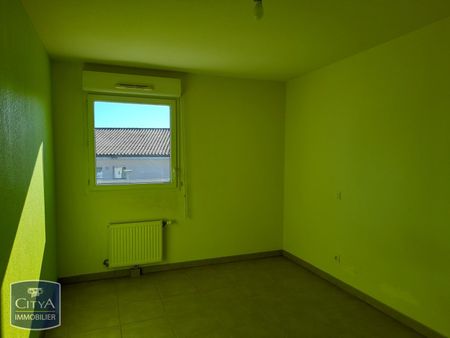 Location Appartement 2 pièces 42m² POUSSAN 34560 - Photo 2
