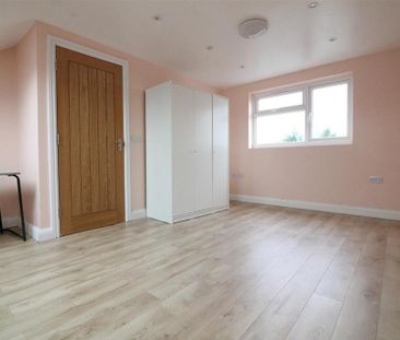 4 bedroom house to rent - Photo 3