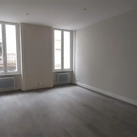 Location appartement 3 pièces - 70.5m² à Saint-vallier (26240) - Photo 1