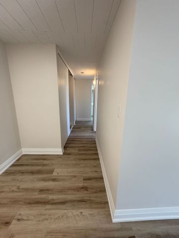 For Lease - 6287 O'Neil Street Unit# 22, Niagara Falls, Ontario - Photo 2