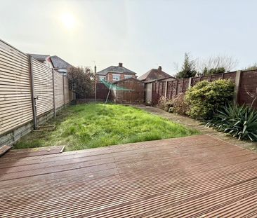 Malmesbury Park Road, Bournemouth, - Photo 3