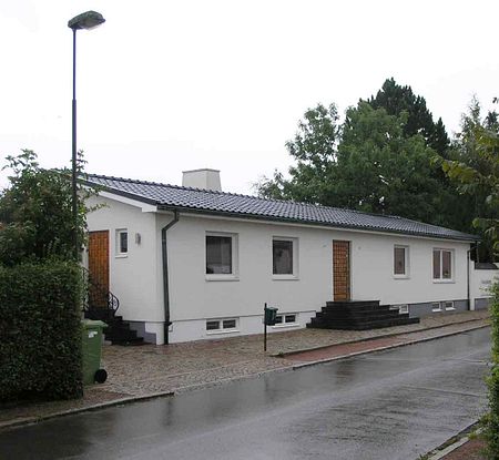 Bo i eget rum i stor villa - Photo 5