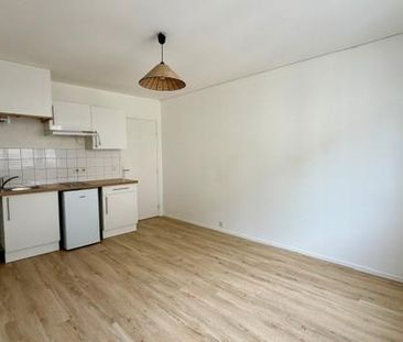 Location Appartement 1 pièce 22m² TOURS 37000 - Photo 2