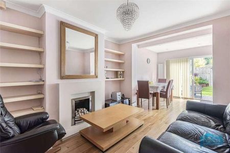 Pymmes Green Road, London, N11 - Photo 2