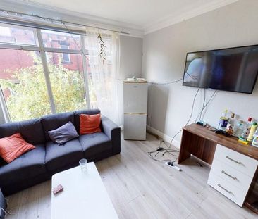 6 bedroom house to rent - Photo 4