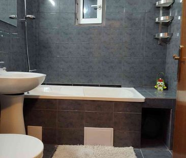 Apartament 3 camere, in centrul orașului, 2 balcoane și loc de parcare - Fotografie 5