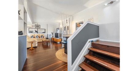 5 BEDROOM, 4 BATH HOME WITH JACUZI - CLOSE TO BEACH & TOWN AMENITIES - GREAT COMPANY ACCOMMODATION - Photo 3