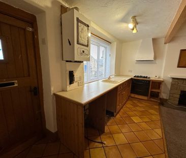 Spring Lane, Colne, Lancs - Photo 3